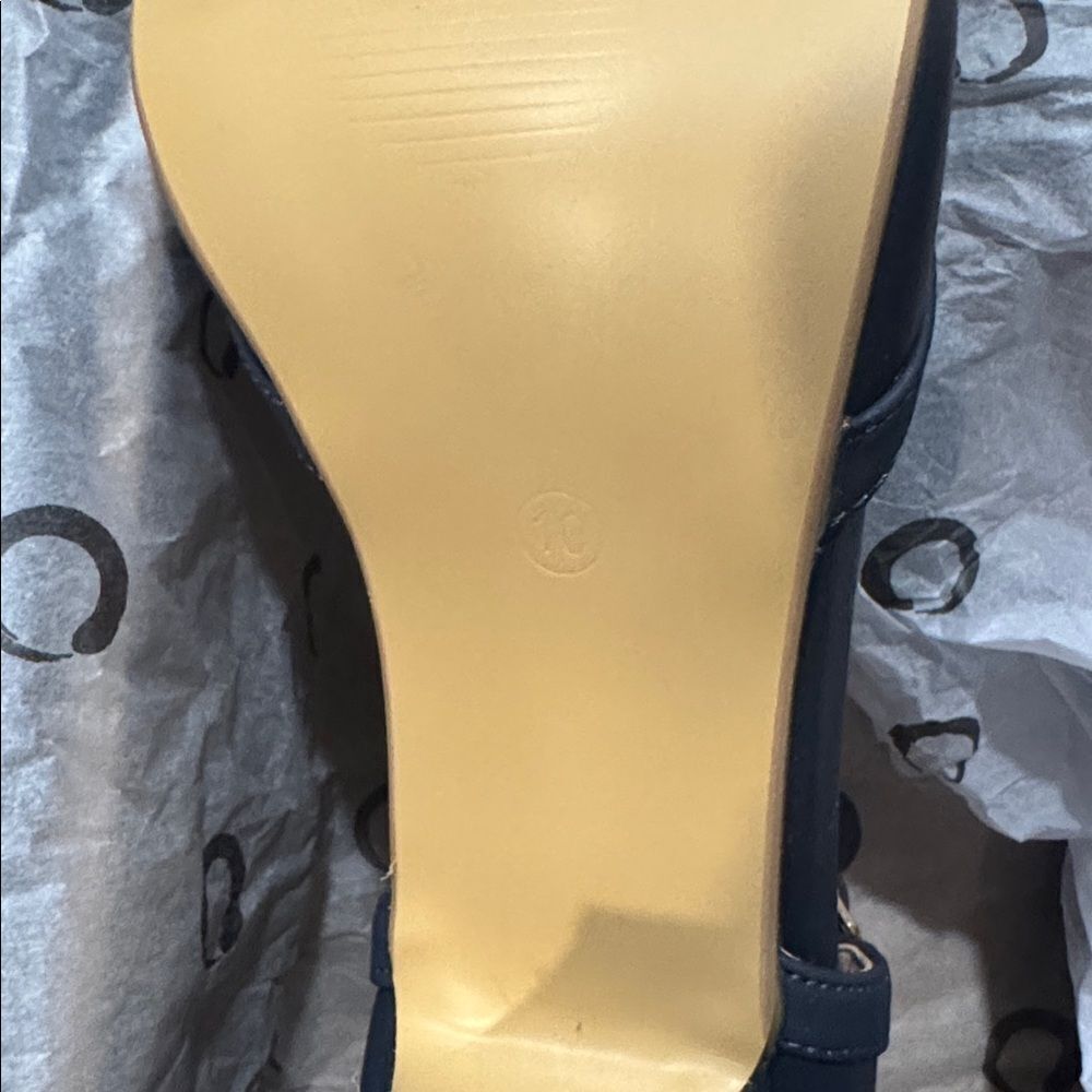 Navy T-Strap Heels - Picture 4 of 5